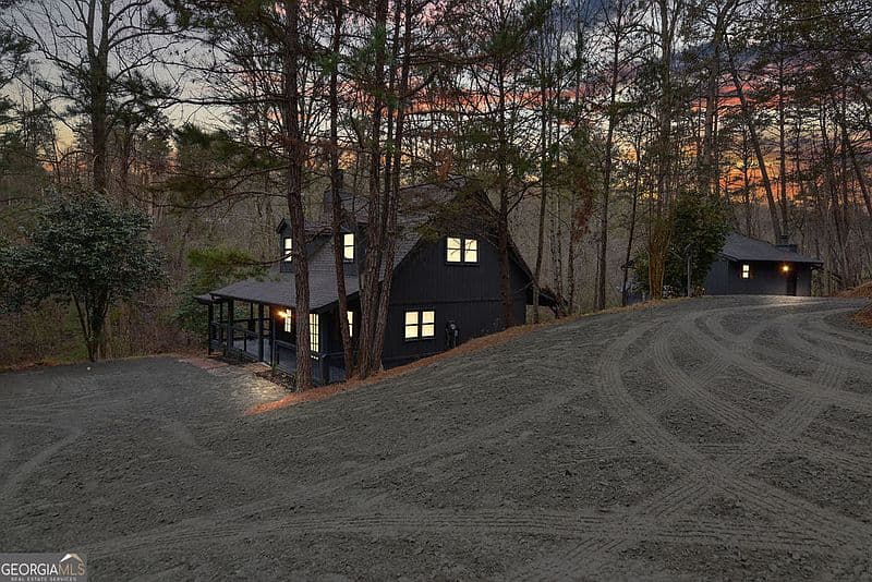 Property Cover Photo