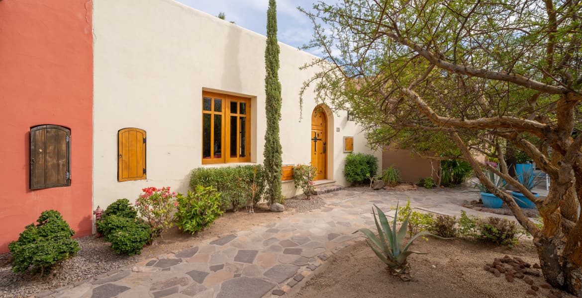 Property Cover Photo