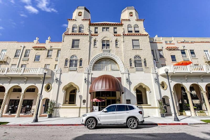 Property Cover Photo