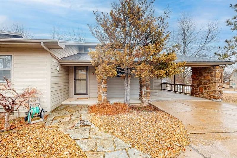 Property Cover Photo