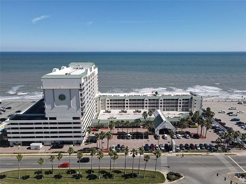 Property Cover Photo